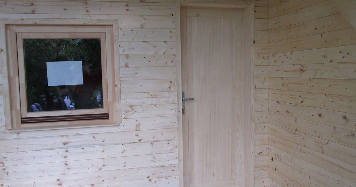 Dřevěný zahradní domek se dvěma oddělenými prostory – Třinec a okolí