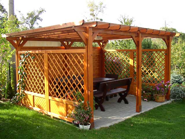 Dřevěná pergola na míru – Tesařství Třinec